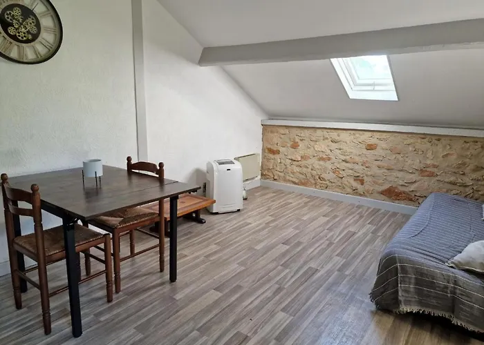 Appartement à 1km de Sarlat à la campagne