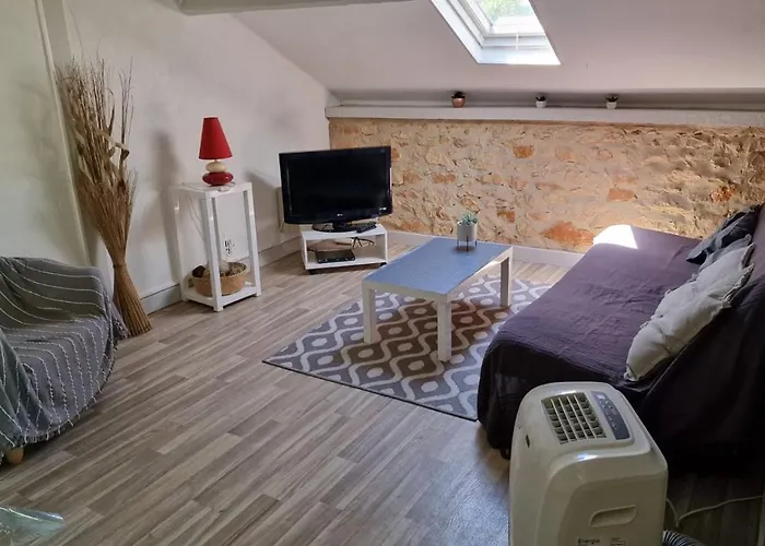 Appartement A 1Km De Sarlat A La Campagne